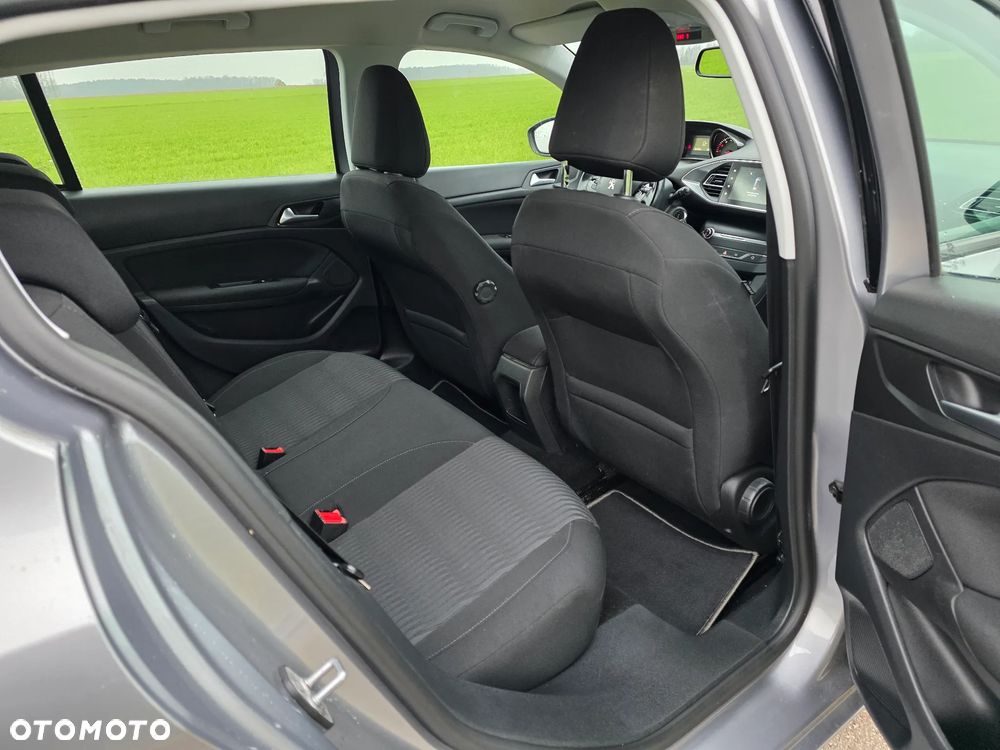 Peugeot 308 1.2 PureTech Access S&S - 14