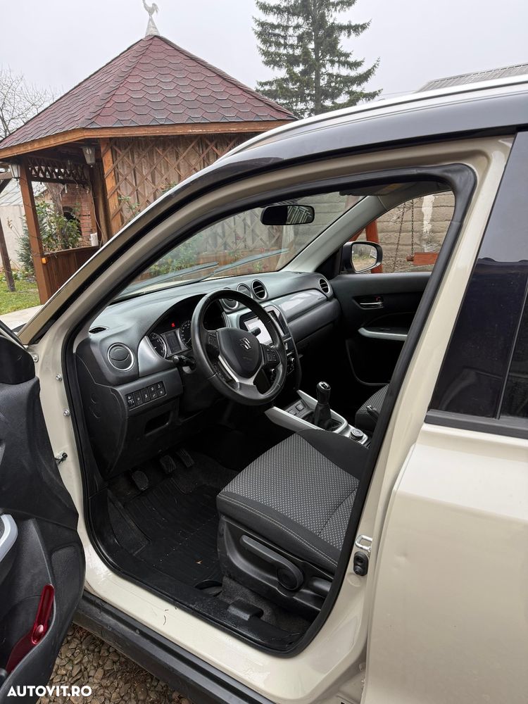 Suzuki Vitara 1.6 4X4 Passion - 6