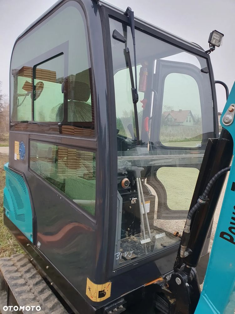 Kubota EC-20 - 11