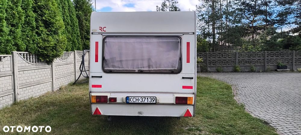 Inny RC Caravan Piccolo 320 - 21