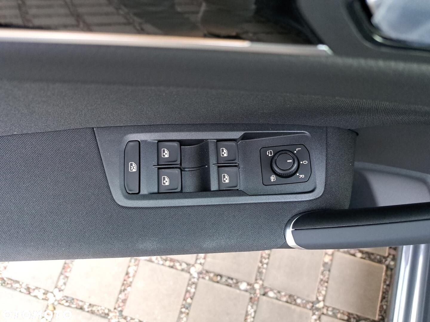 Volkswagen Touran 1.5 TSI EVO Comfortline Plus DSG - 22