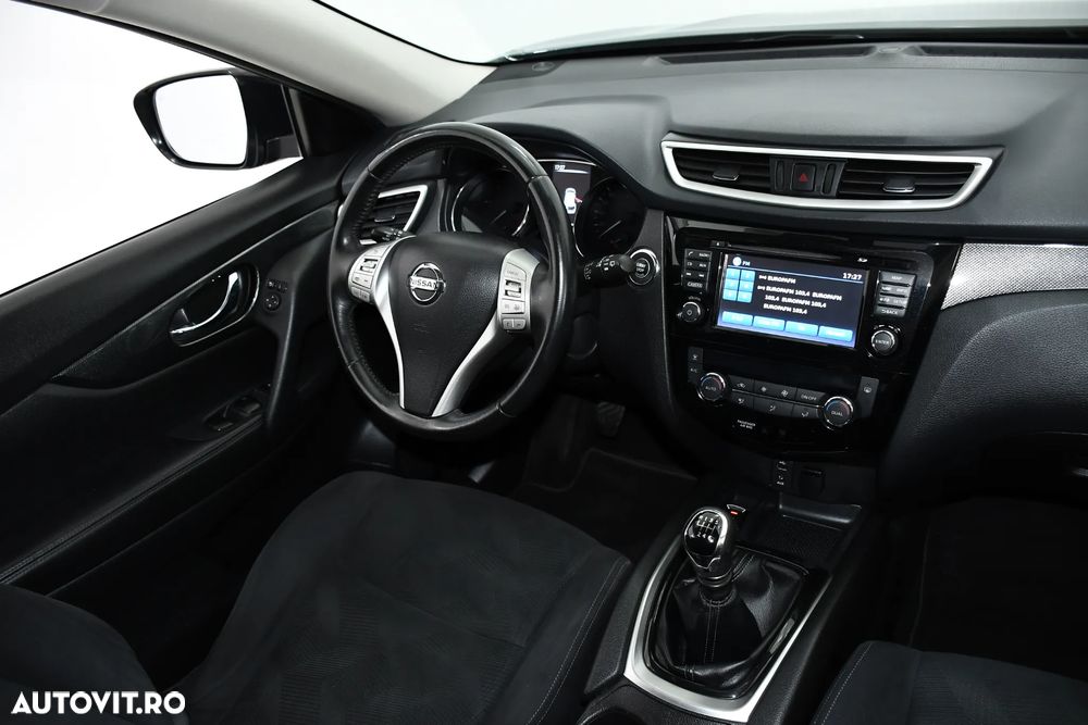 Nissan X-Trail 1.6 dCi N-Connecta - 4