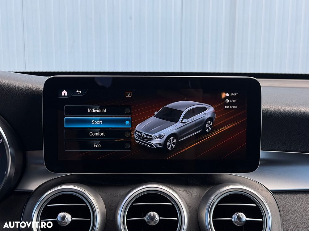 Mercedes-Benz GLC Coupe 220 d 4Matic 9G-TRONIC AMG Line - 37