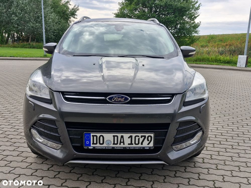 Ford Kuga 2.0 TDCi 2x4 Titanium - 3