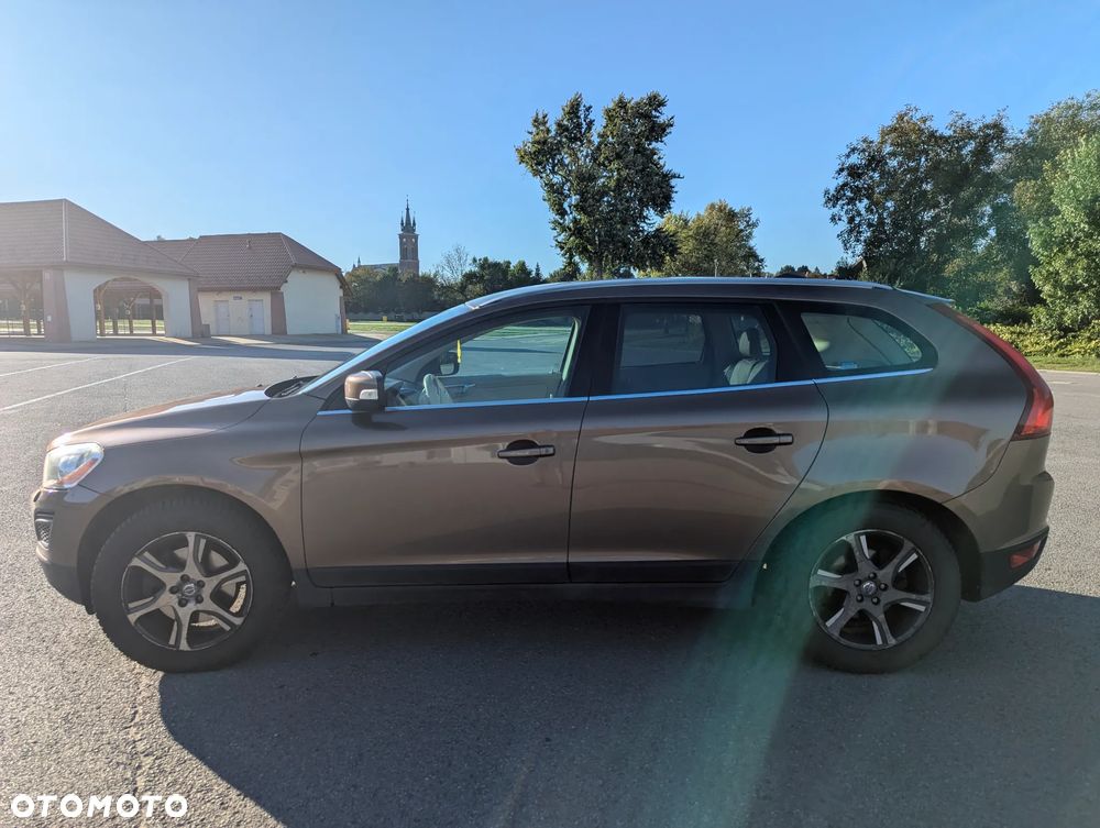 Volvo XC 60 - 6