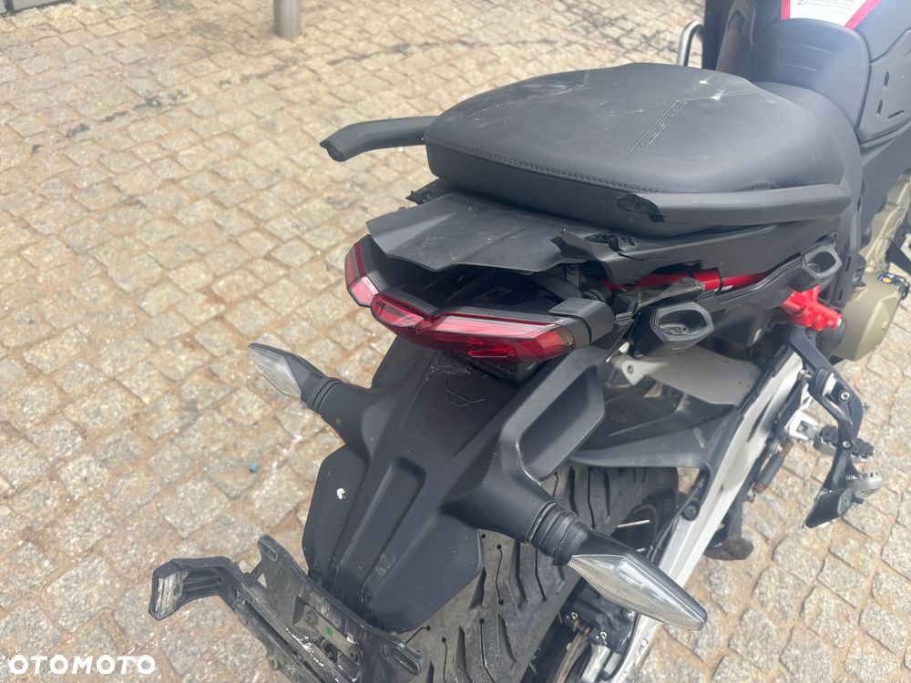 Ducati Multistrada - 4