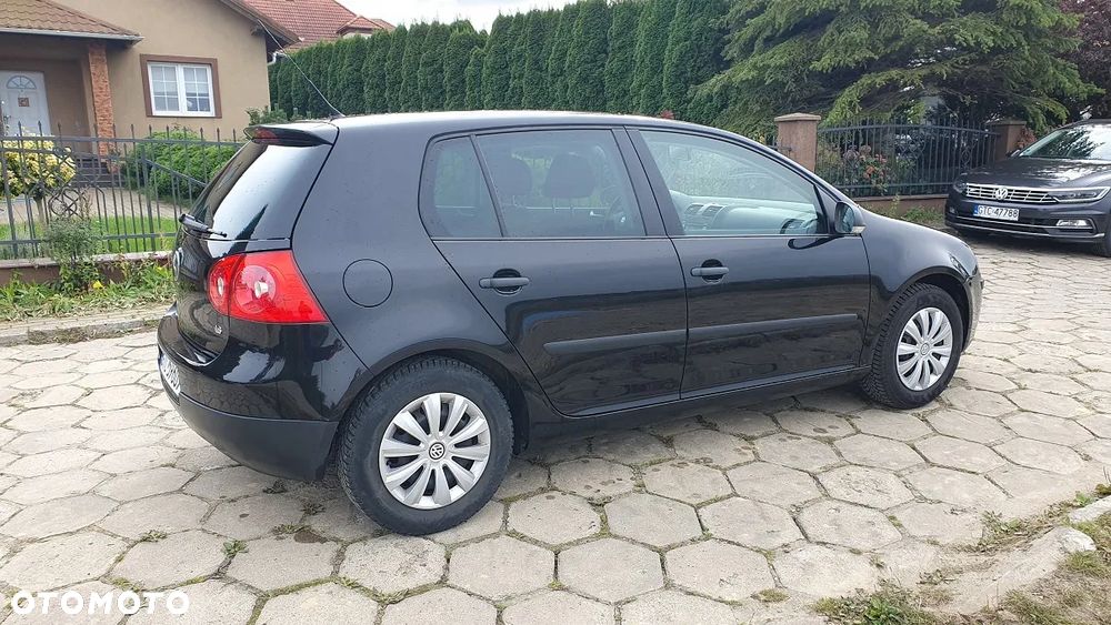 Volkswagen Golf 1.6 Comfortline - 6