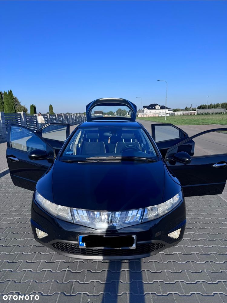 Honda Civic 1.8 Executive - 18