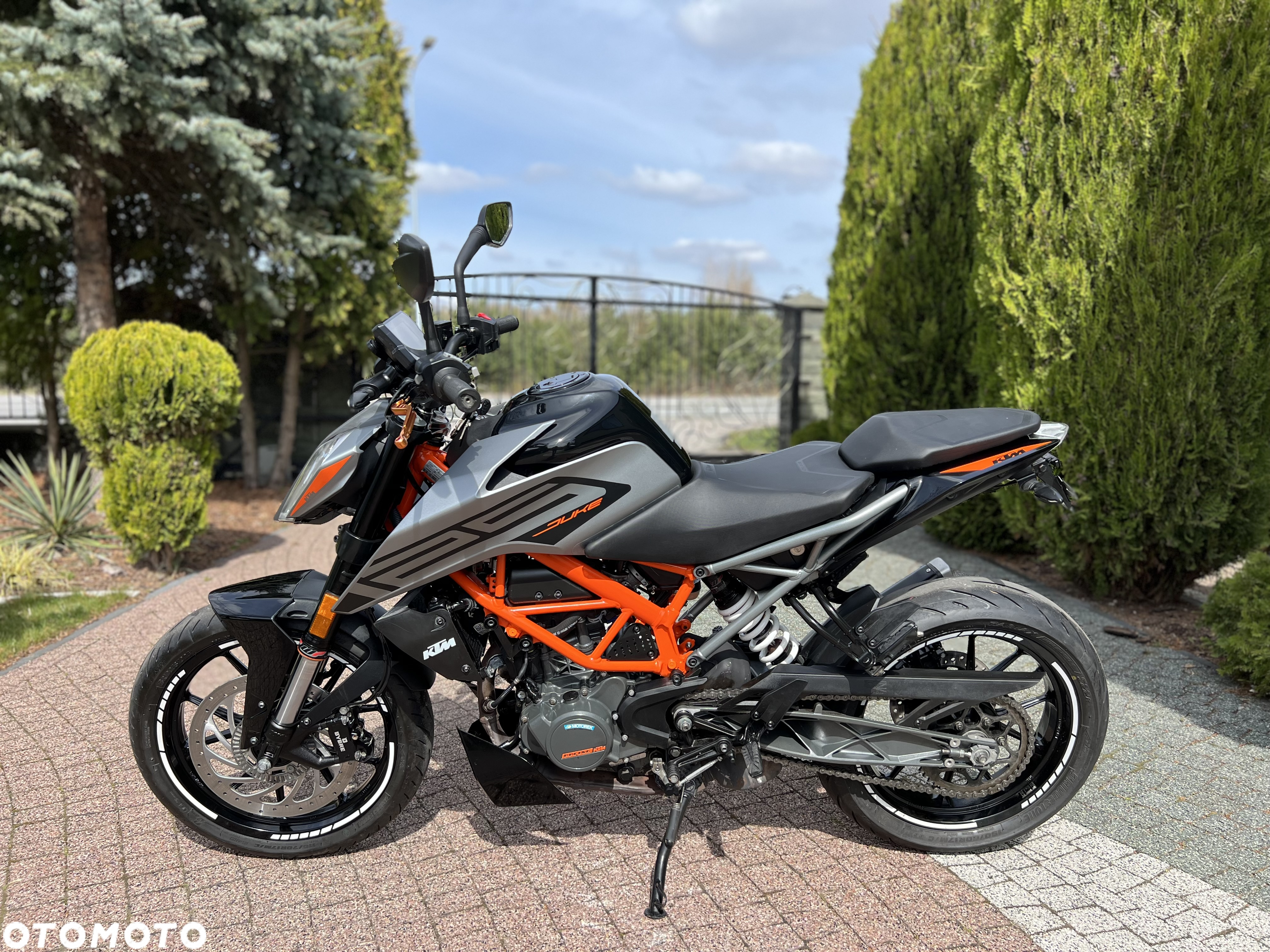 KTM Duke - 23