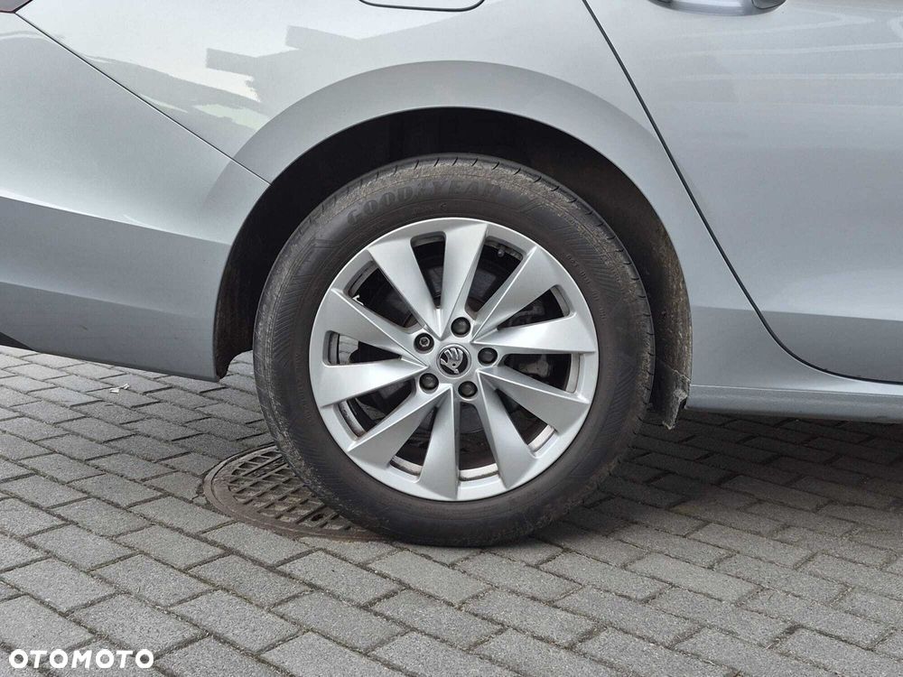 Skoda Superb - 14