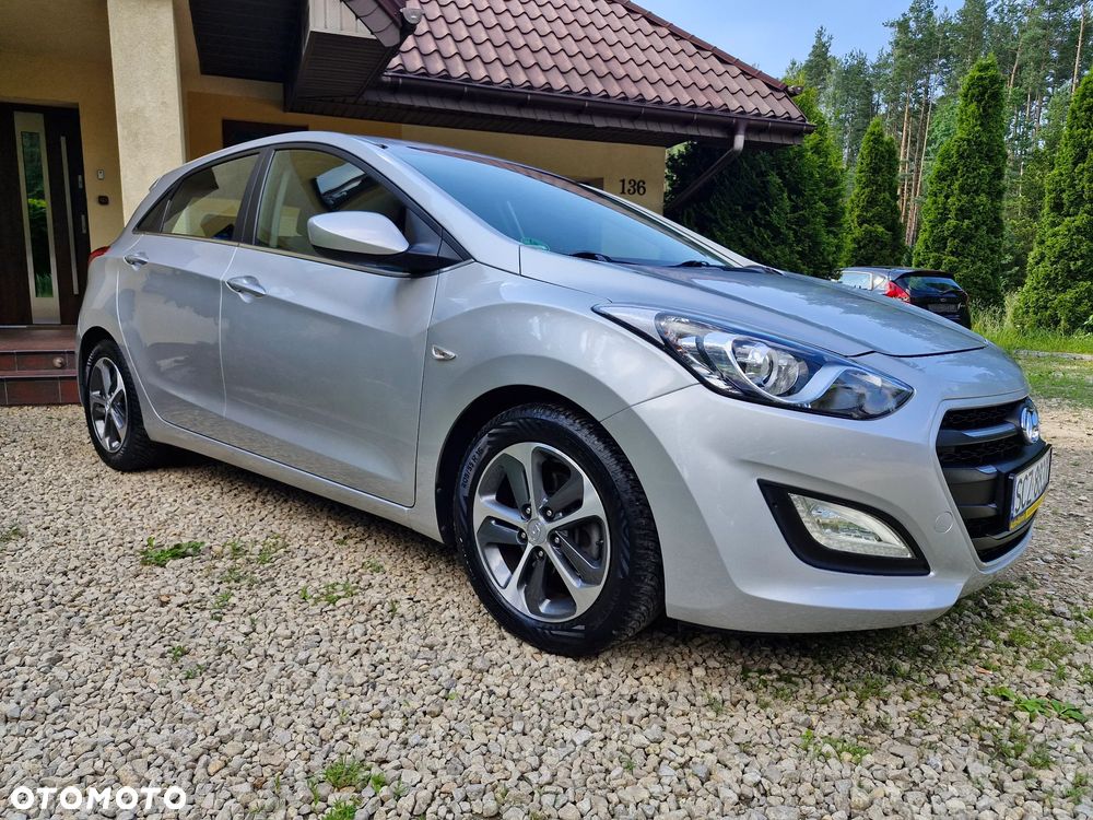 Hyundai i30 1.4 Premium - 17