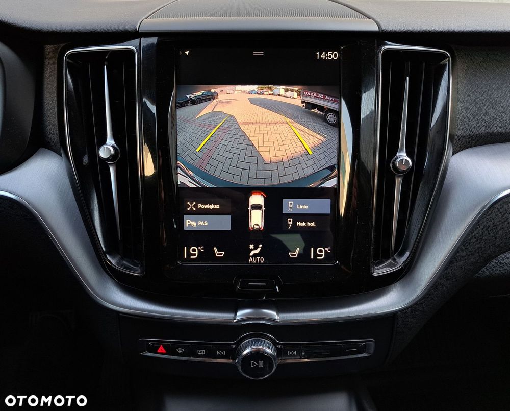 Volvo XC 60 - 22