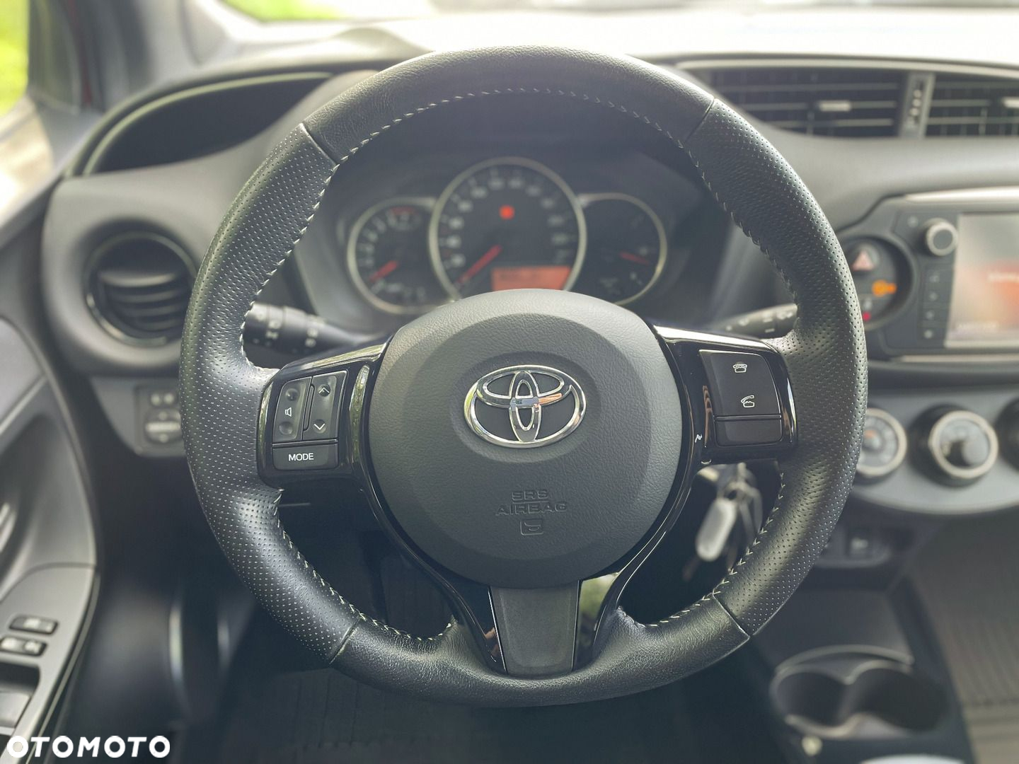 Toyota Yaris 1.33 Selection Passion - 16