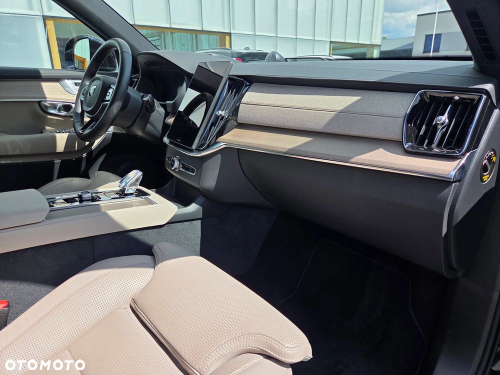 Volvo XC 90 B5 B AWD Ultra Bright 7os - 19