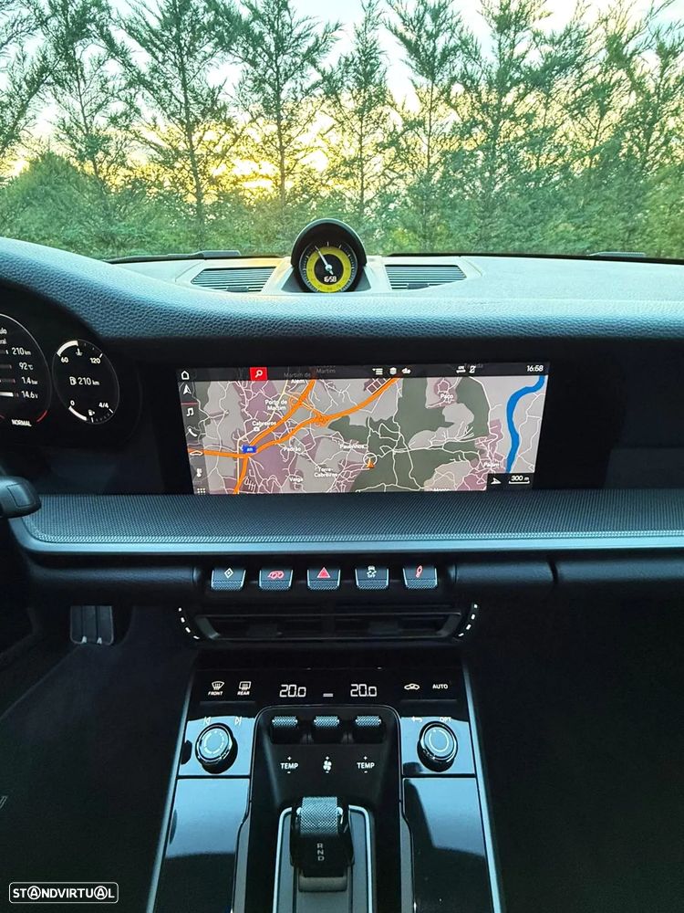 Porsche 911 (992) Carrera 4S PDK - 22