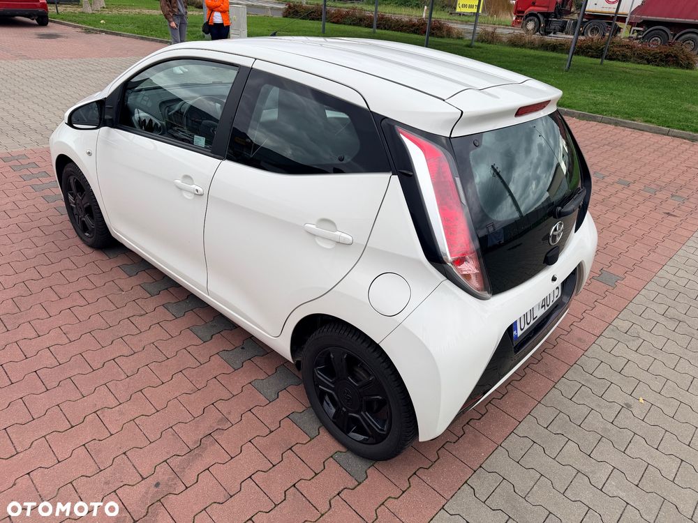 Toyota Aygo 1.0 VVT-i Sprint EU6 - 4