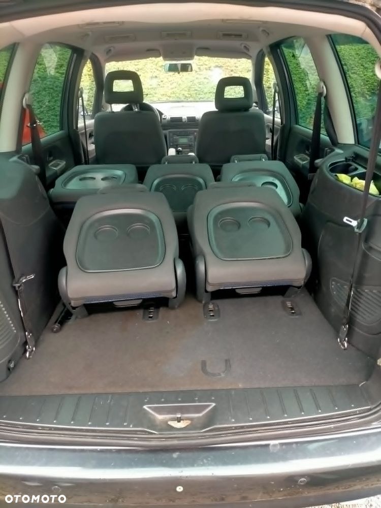 Volkswagen Sharan 2.0 TDI Comfortline - 2