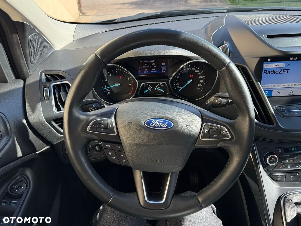Ford Kuga 1.5 EcoBoost 2x4 Titanium - 19