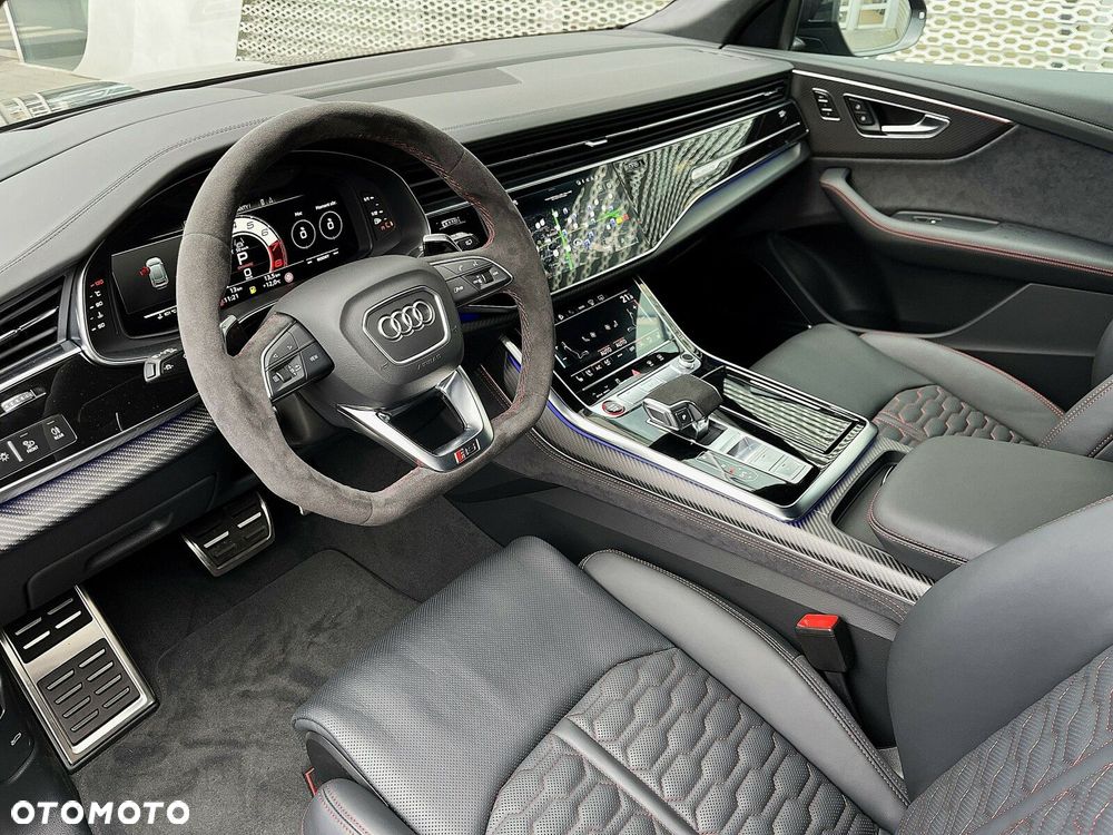 Audi RS Q8 - 19