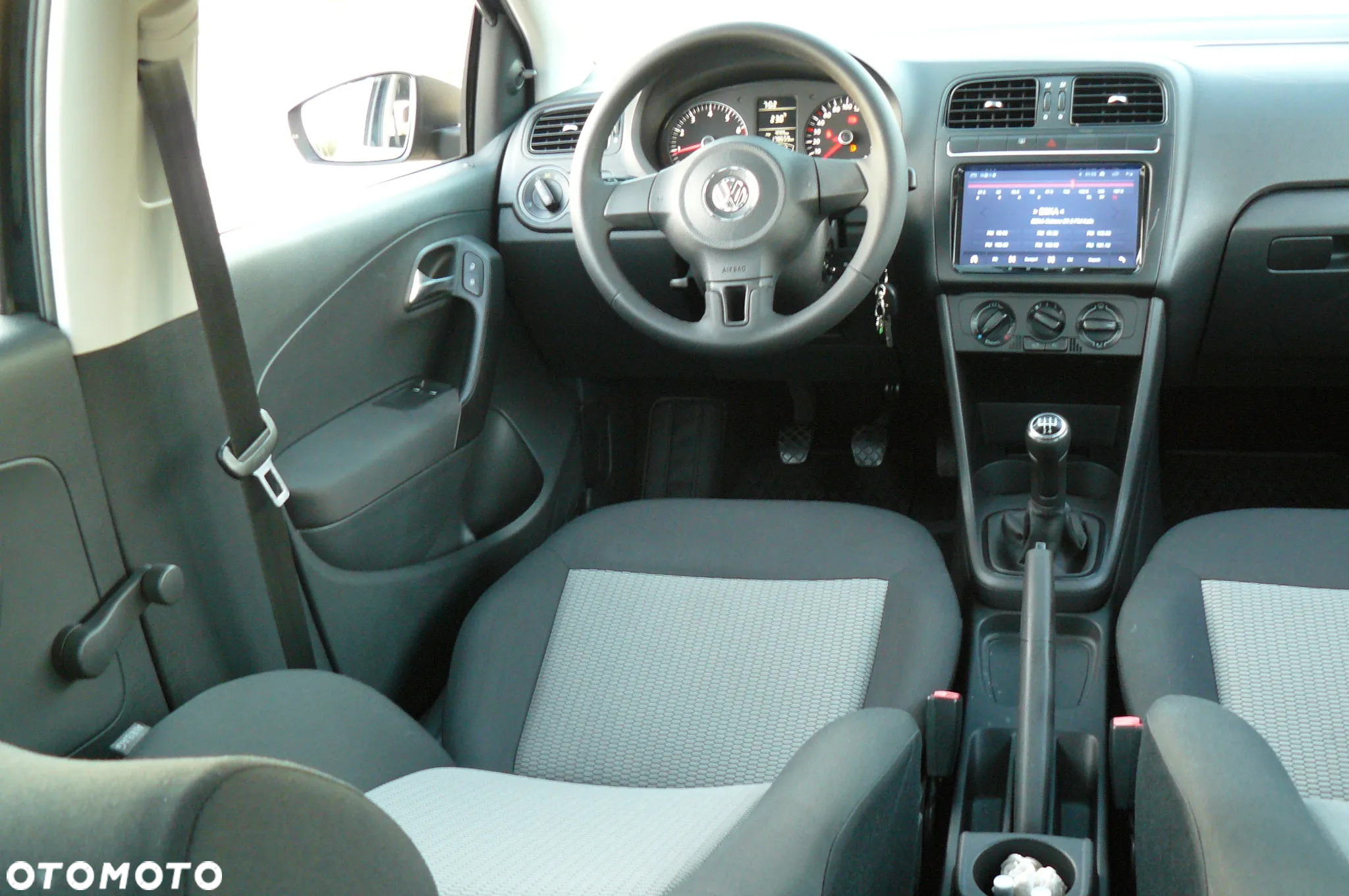 Volkswagen Polo - 18
