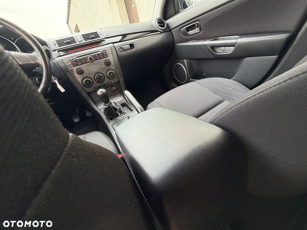Mazda 3 - 32