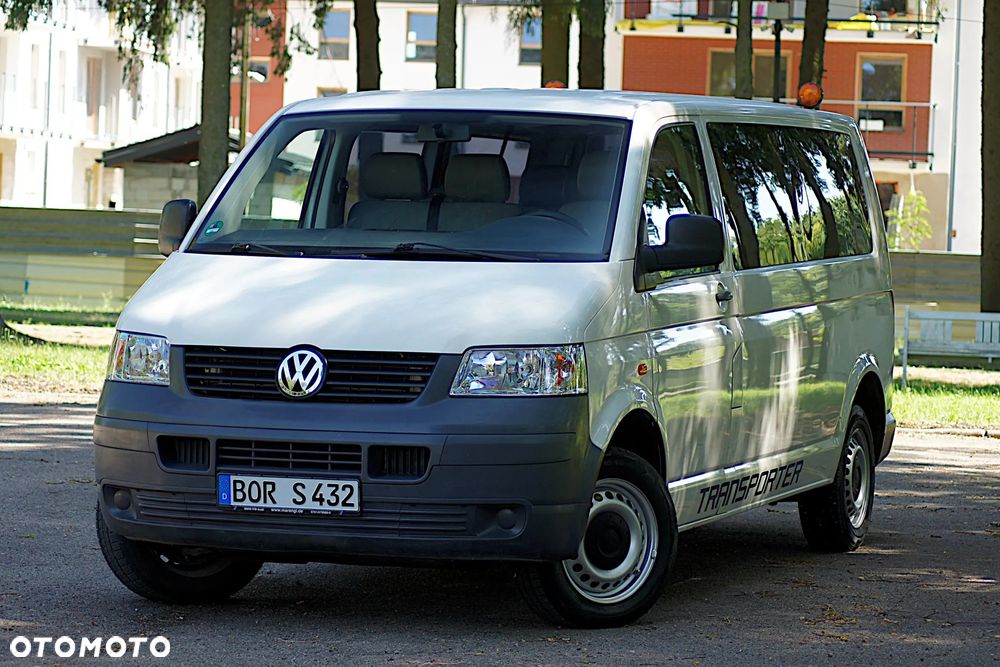 Volkswagen Transporter Caravelle Lang Trendline - 2