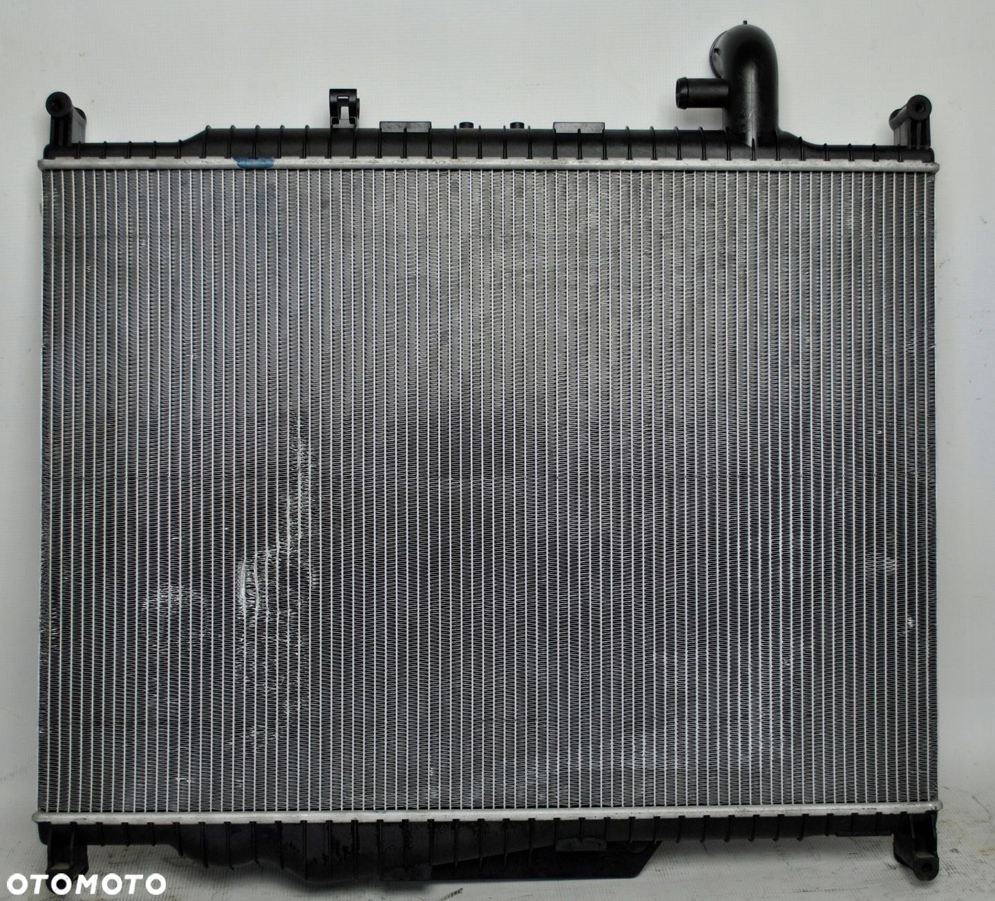 CHŁODNICA WODY RANGE ROVER DISCOVERY 4 SPORT TDV6 - 2