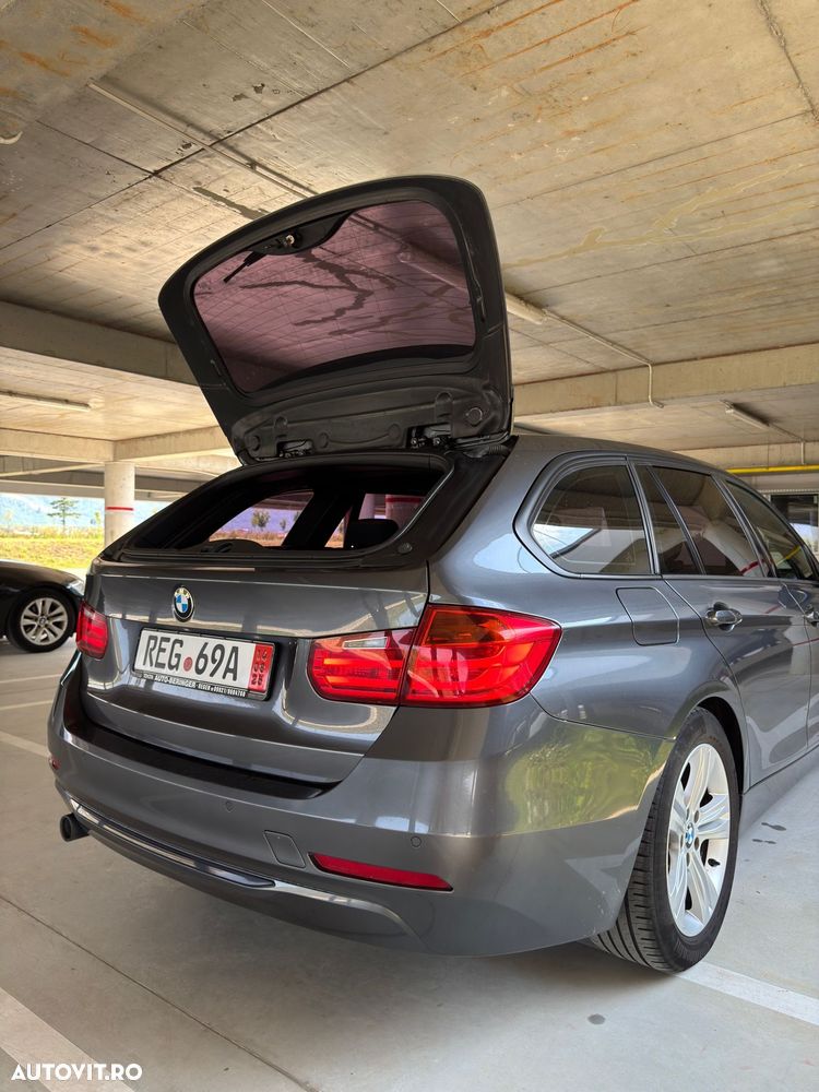 BMW Seria 3 320d Touring - 24