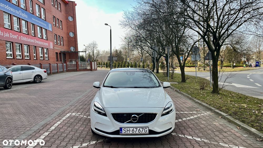 Volvo V40 T3 Momentum - 3