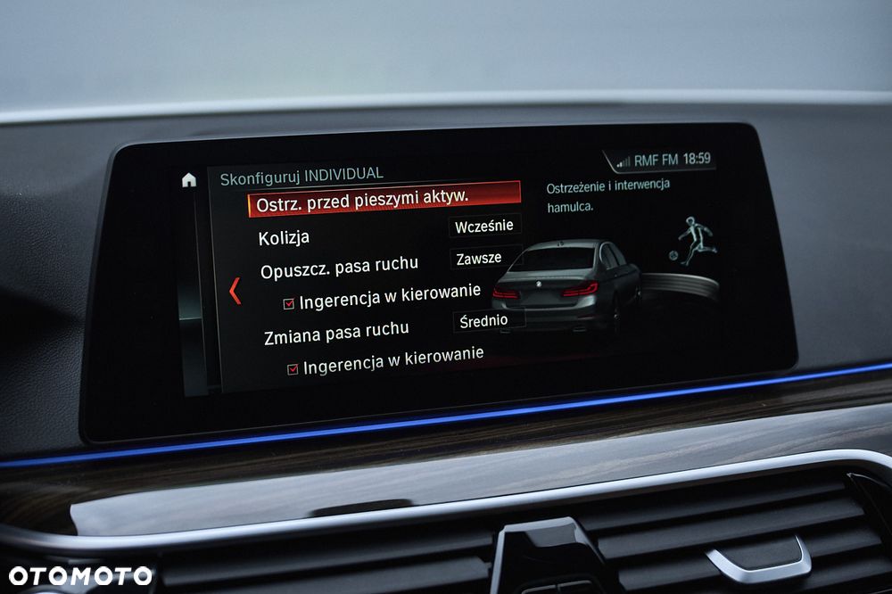 BMW Seria 5 530i xDrive M Sport sport - 34