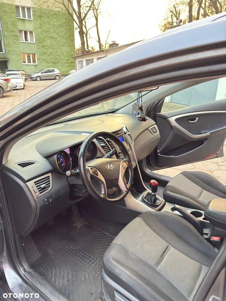 Hyundai i30 1.4 CRDi Run - 11