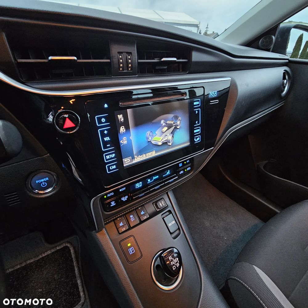 Toyota Auris Hybrid 135 Comfort - 11