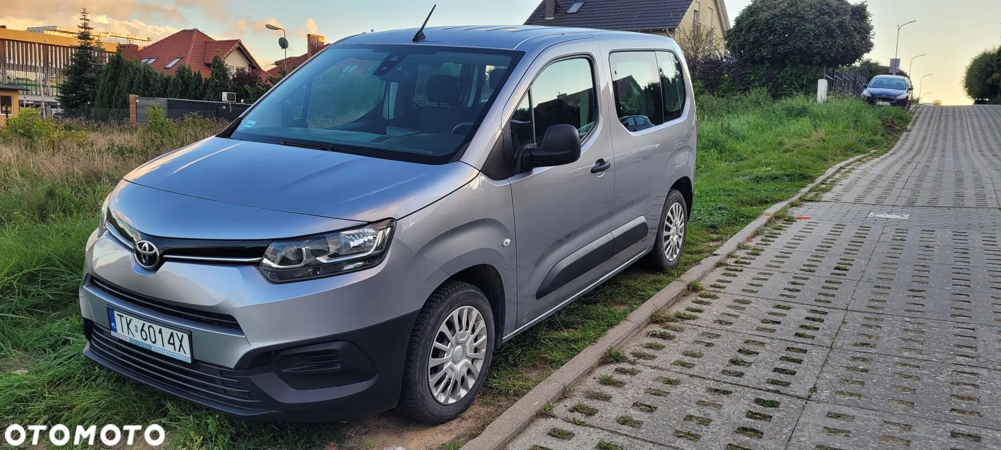 Toyota Proace City Verso 1.2 D-4T Business - 1