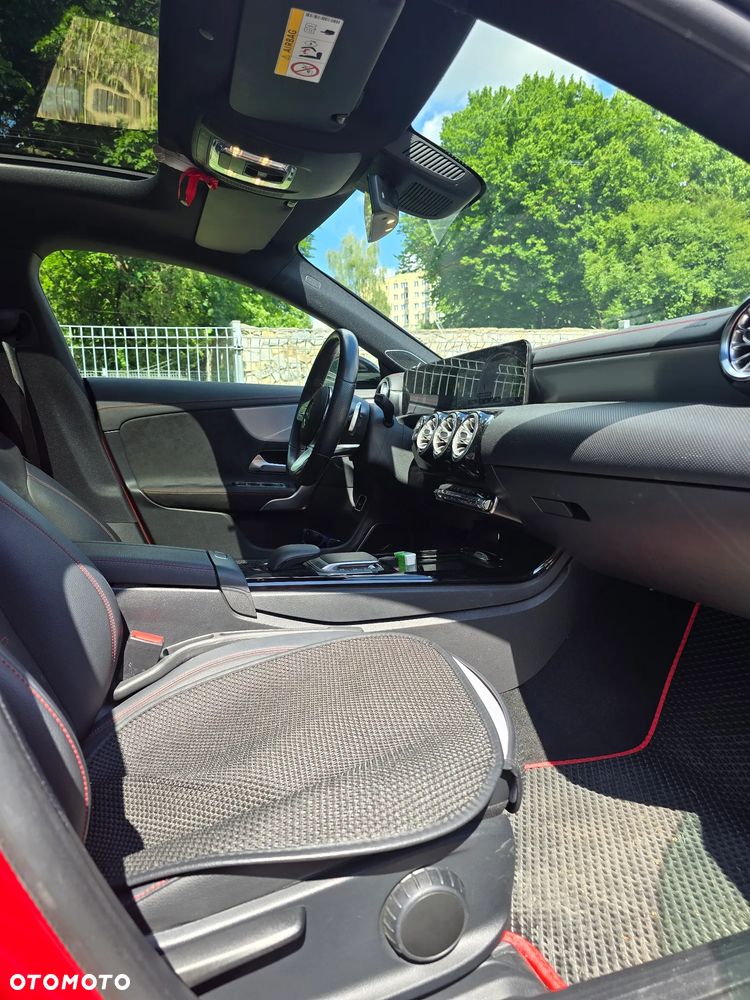 Mercedes-Benz CLA 200 d 4-Matic AMG Line 8G-DCT - 22