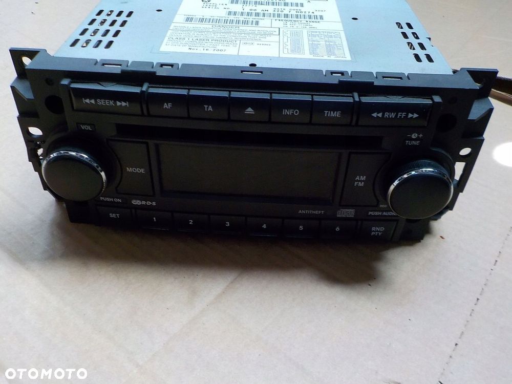 radio cd dodge caliber 2009r P05064067AG - 1