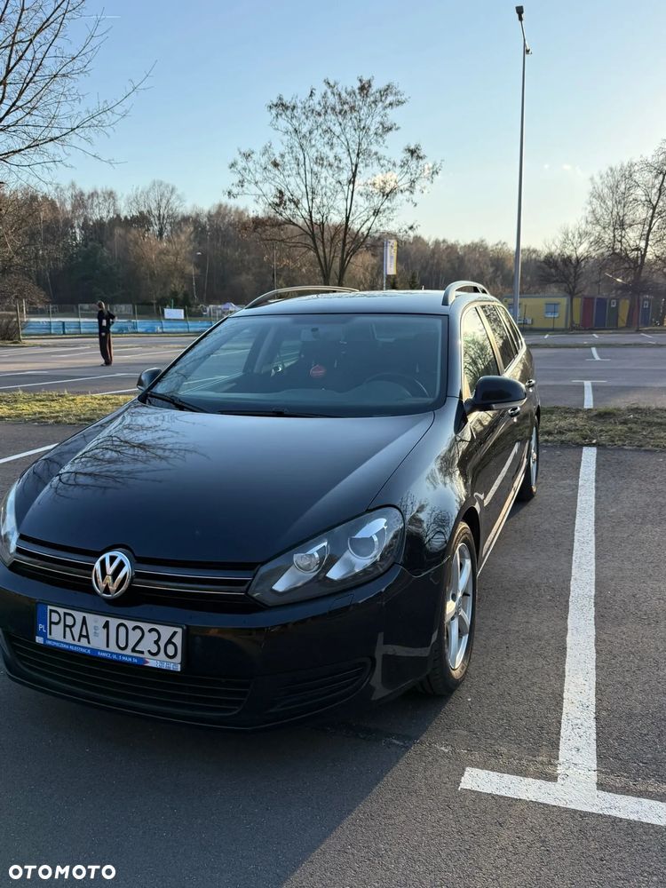 Volkswagen Golf 2.0 TDI DPF MATCH - 12