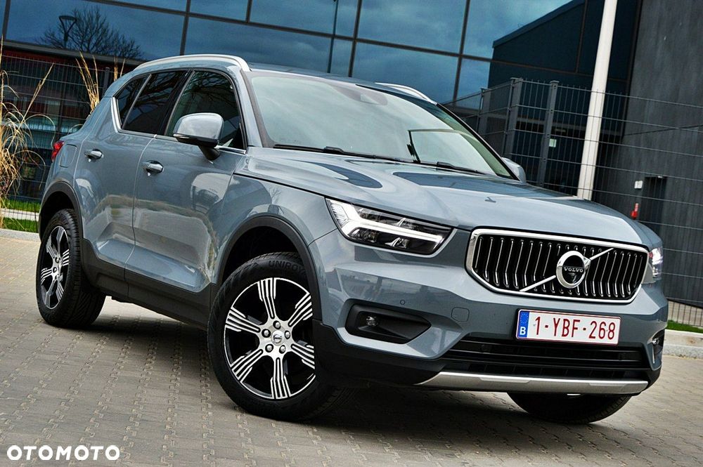 Volvo XC 40 T3 Momentum Pro - 1