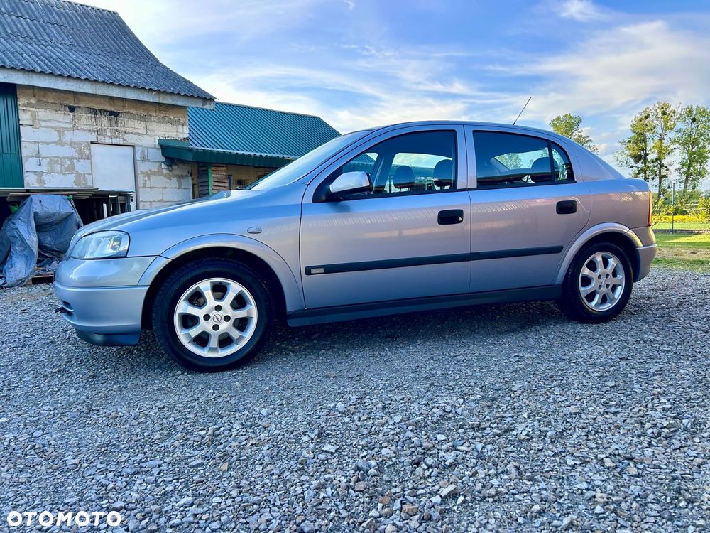 Opel Astra - 3