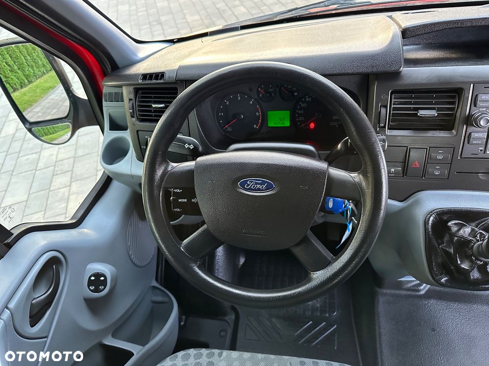 Ford Transit - 17