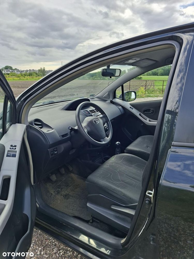 Toyota Yaris 1.0 VVT-i Luna - 6