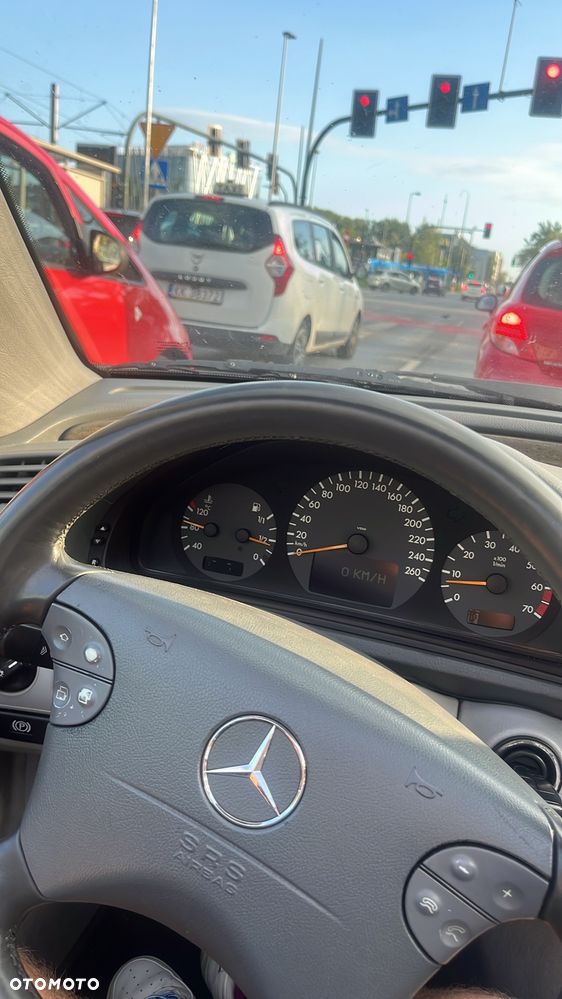 Mercedes-Benz CLK - 8