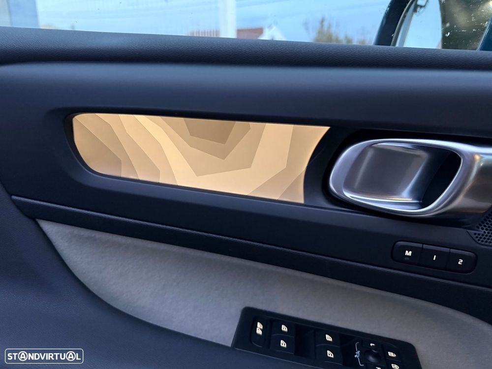 Volvo XC 40 1.5 T5 PHEV Core - 21