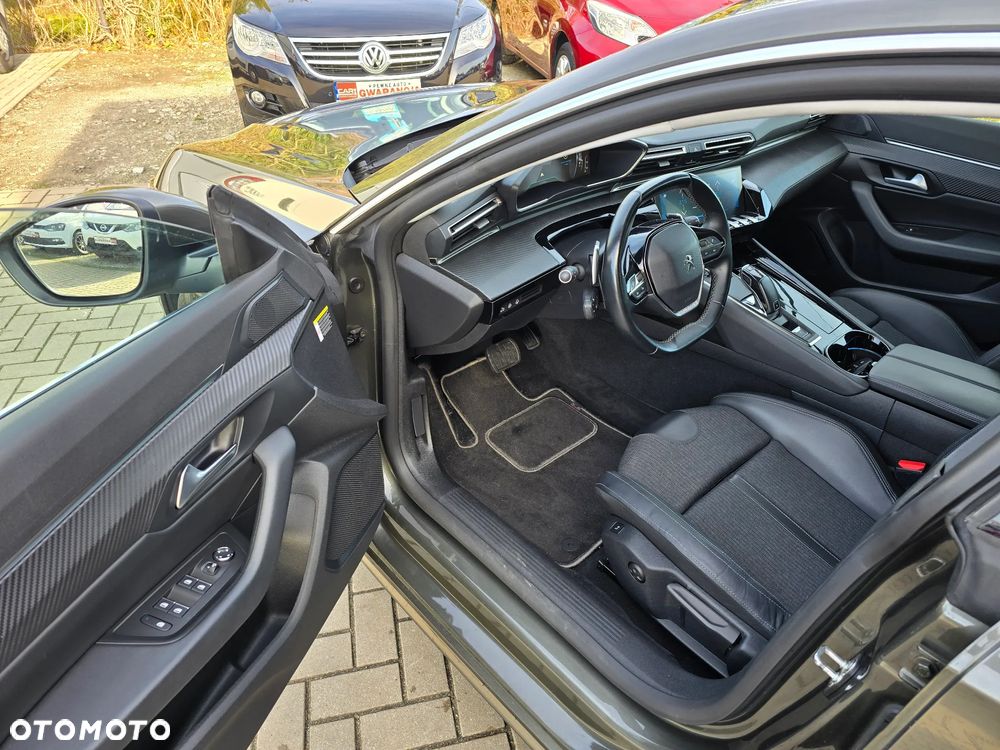 Peugeot 508 - 8