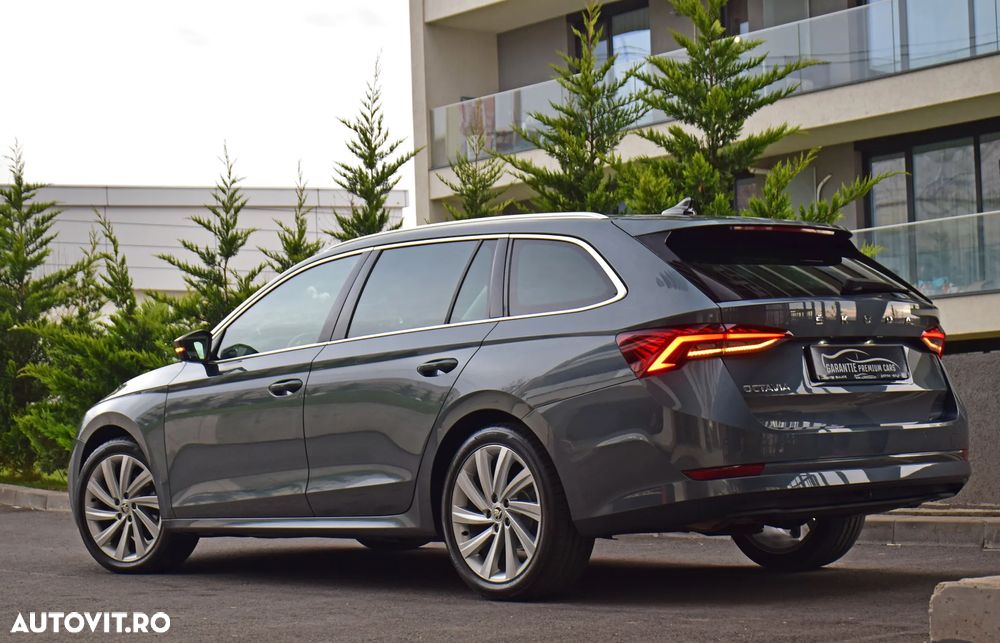 Skoda Octavia 2.0 TDI DSG Sportline - 14