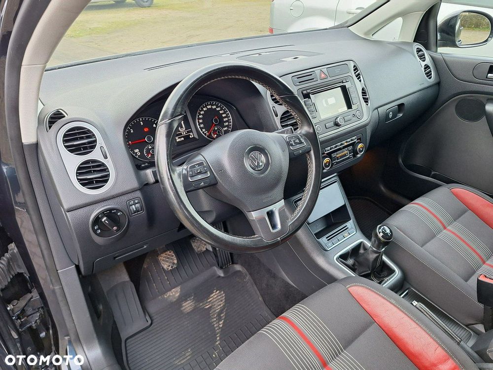 Volkswagen Golf Plus 1.6 TDI DPF MATCH - 12