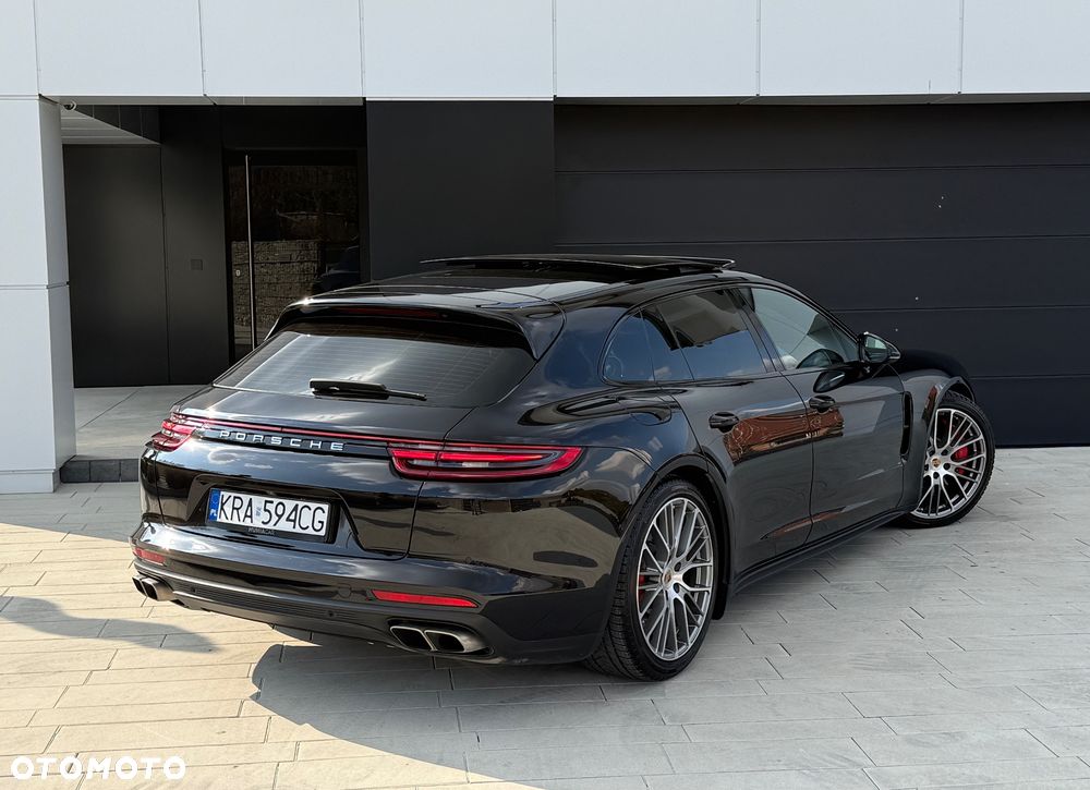 Porsche Panamera Turbo - 29