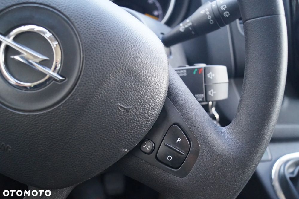 Opel Vivaro L2H1 2,9t Edition - 17