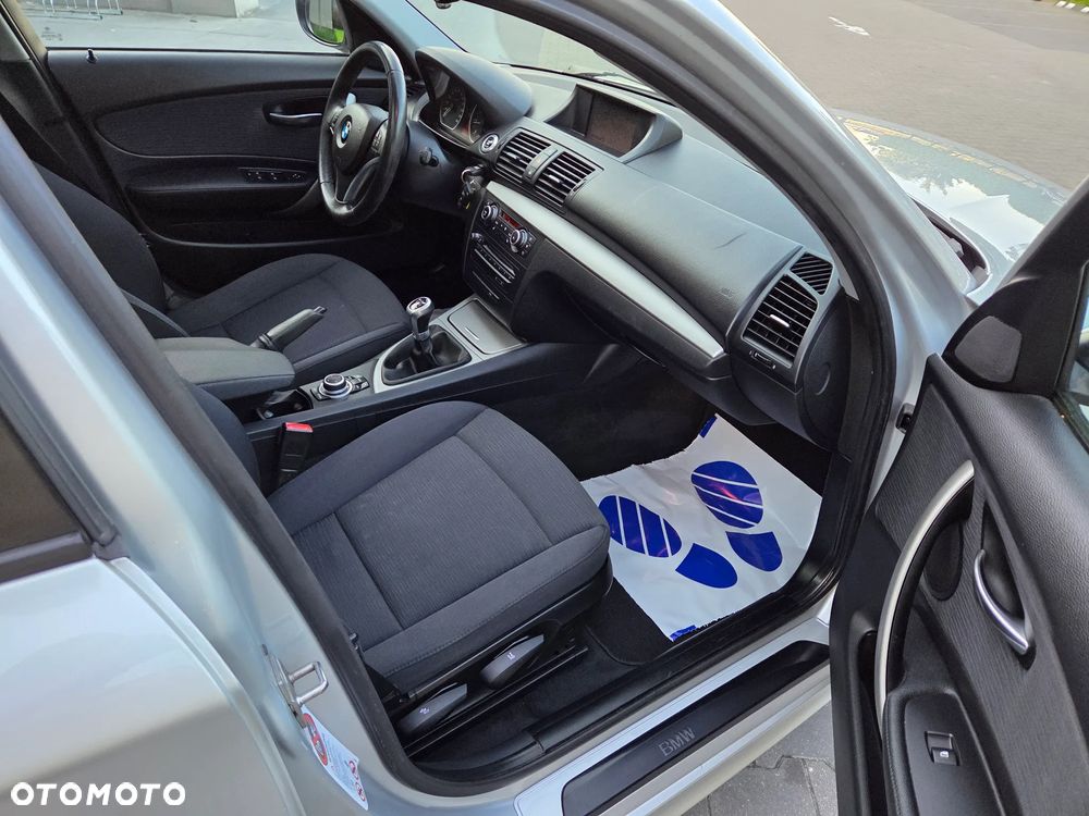 BMW Seria 1 - 16