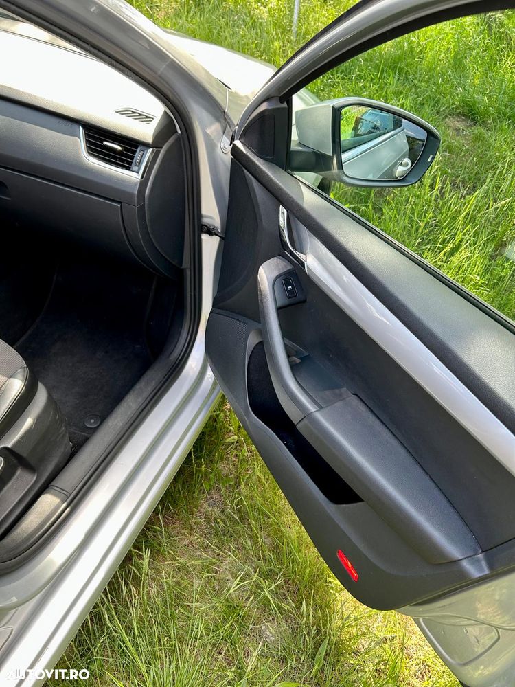 Skoda Octavia 1.6 TDI DSG Style - 15