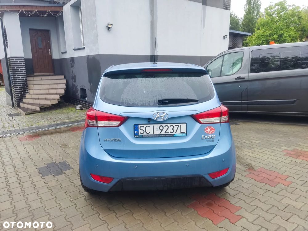 Hyundai ix20 1.4 Comfort - 4